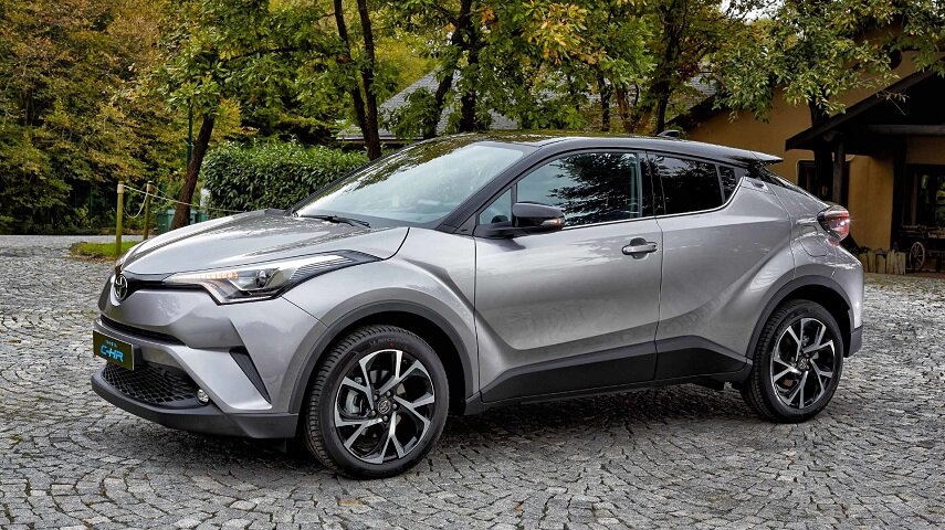 С каким двигателем лучше покупать Toyota C-HR (Тойота СХР)? | Честные и ...