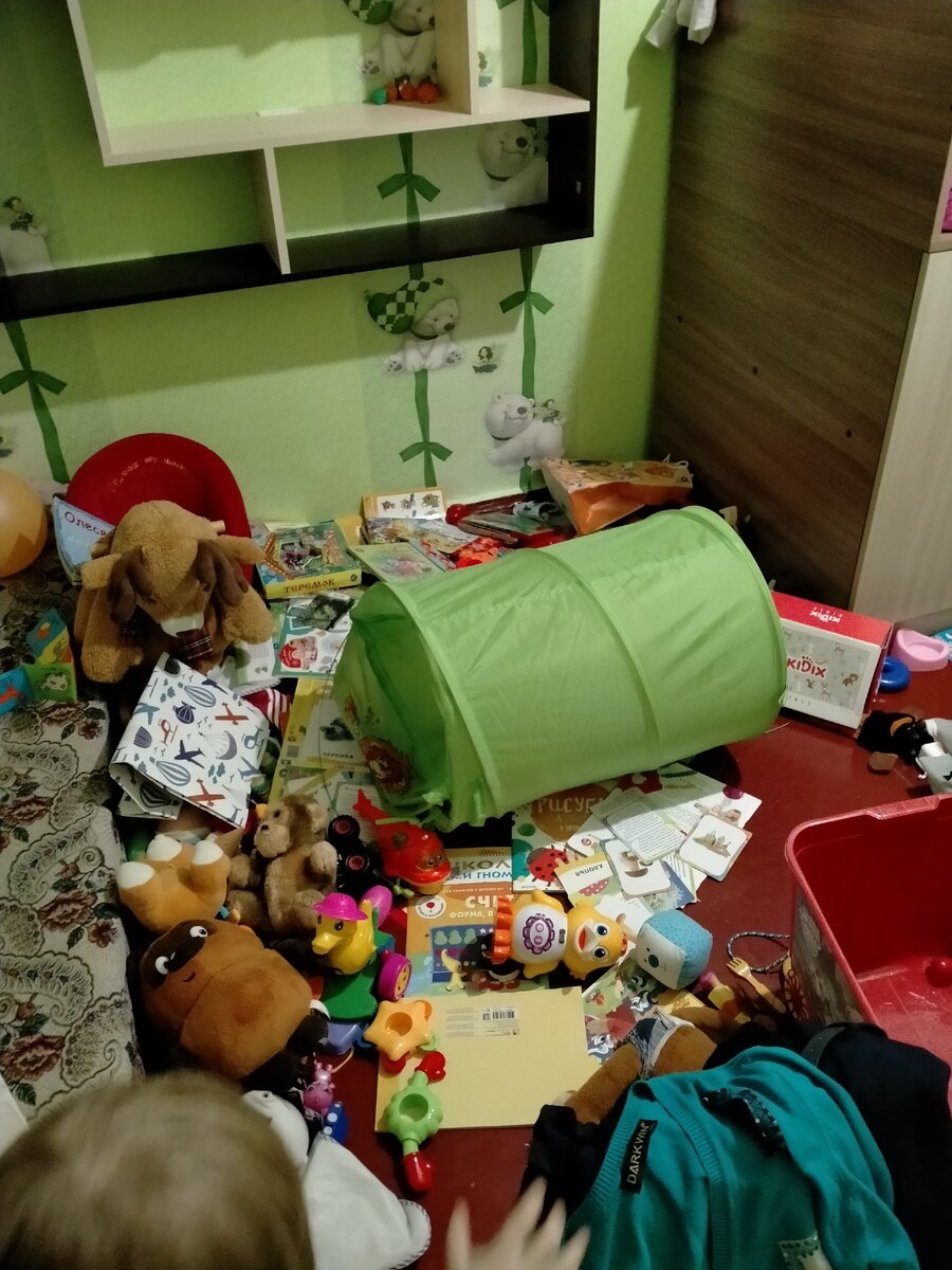 Это малая часть беспорядка