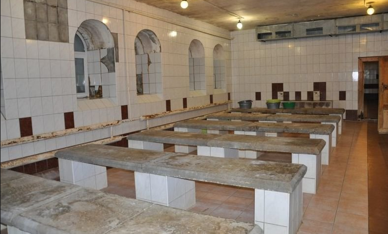 Примерно так выглядела баня в нашем училище. Фото из интернета.