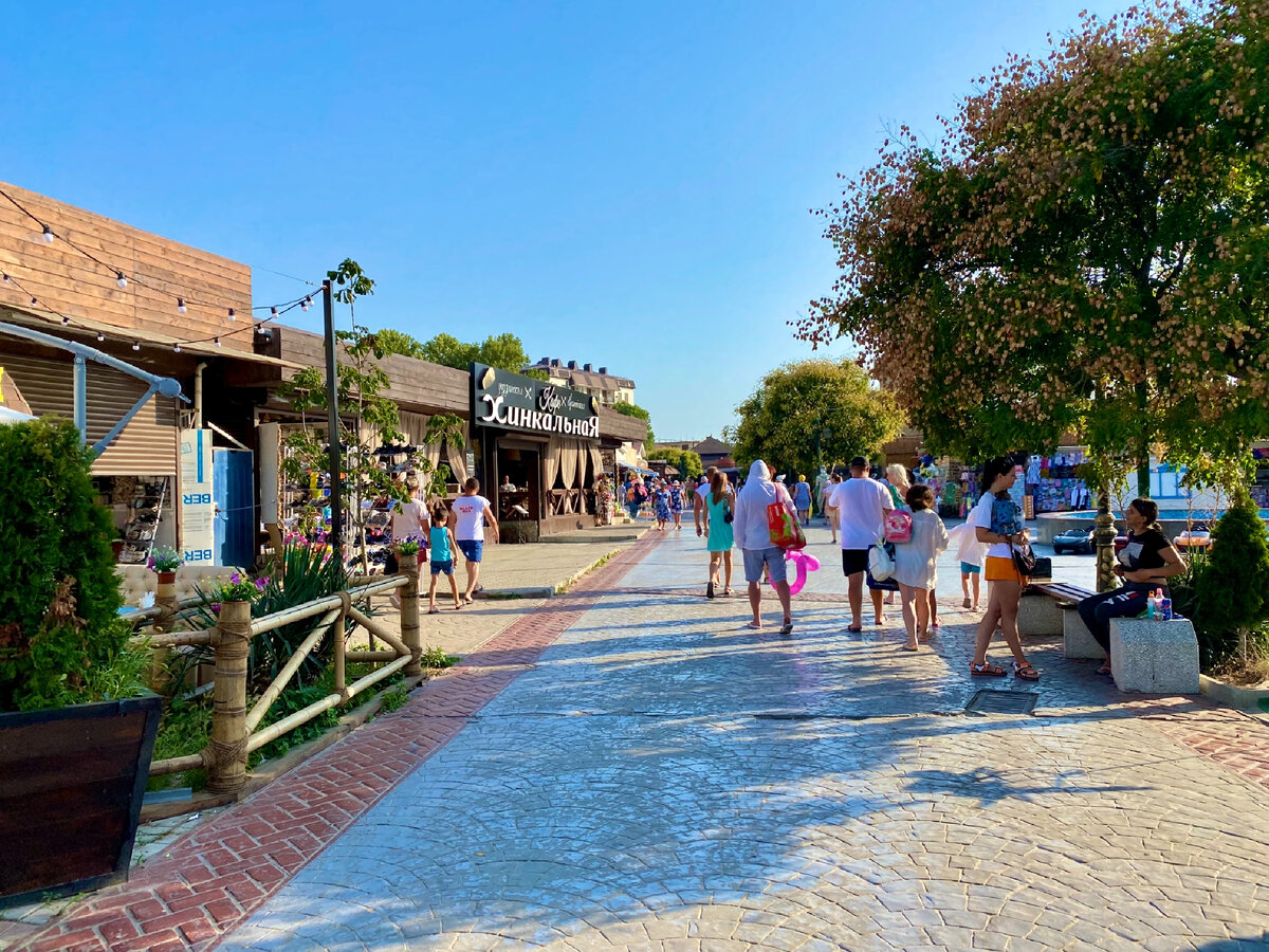 Набережная Паралия