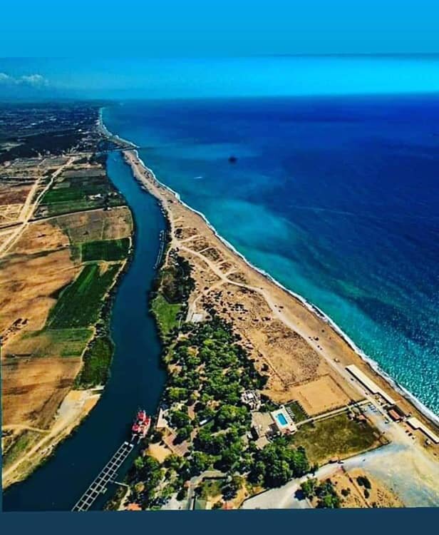 Река Манавгат впадает в Средиземное море (фото из интернета)