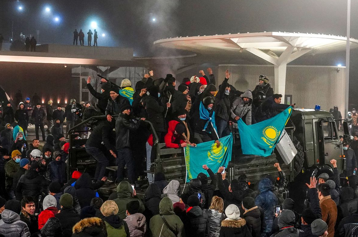 События митингов. Протесты в Казахстане 2022. Казахстан январь 2022 протесты. Беспорядки в Казахстане 2022
