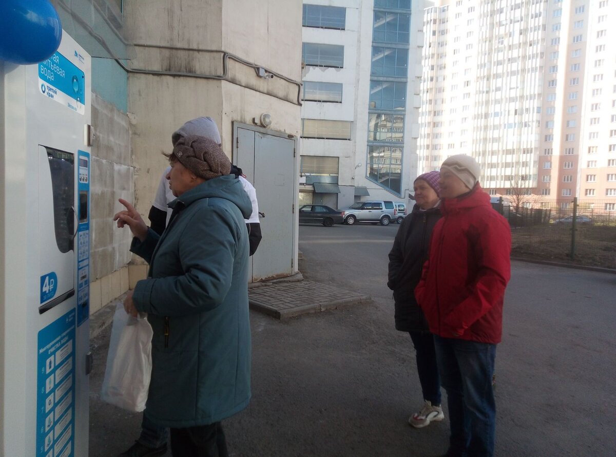 Для жителей Санкт - Петербурга организовали промо-акцию по дегустации  питьевой воды | Ассоциация производителей питьевой воды в розлив | Дзен