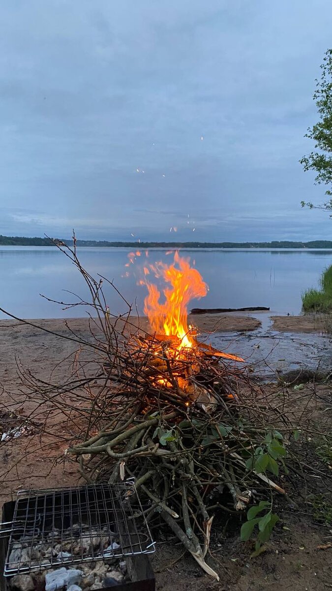 Главное же костёр.