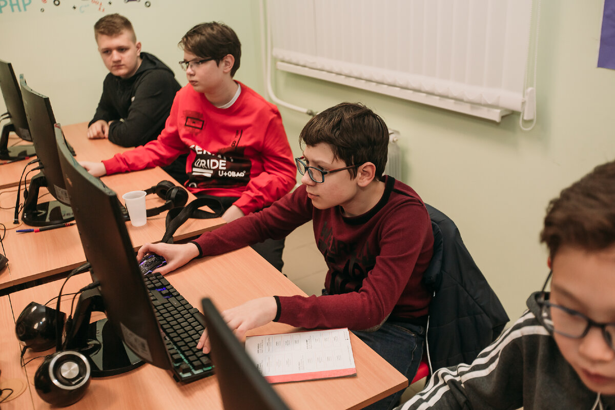 Программирование своей игры. Кружок программирования.