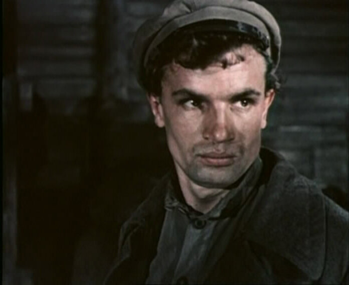 Кадр из фильма «Коммунист»