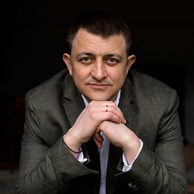 "Так что им не верю, особенно тем, кто сейчас вернулся, но так и не пояснил свою позицию"