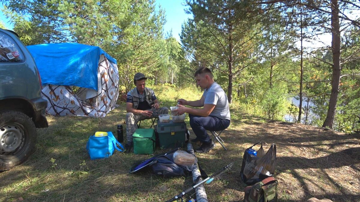 По приезду-перекус...