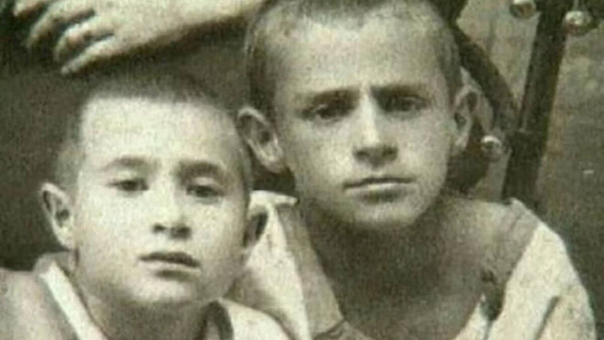 Зиновий Гердт с братом