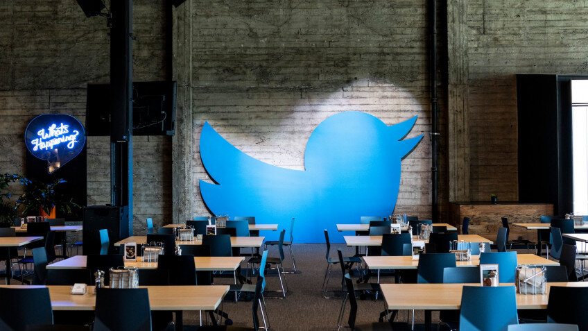    В Twitter проходят массовые увольнения — офисы закрылись до понедельника