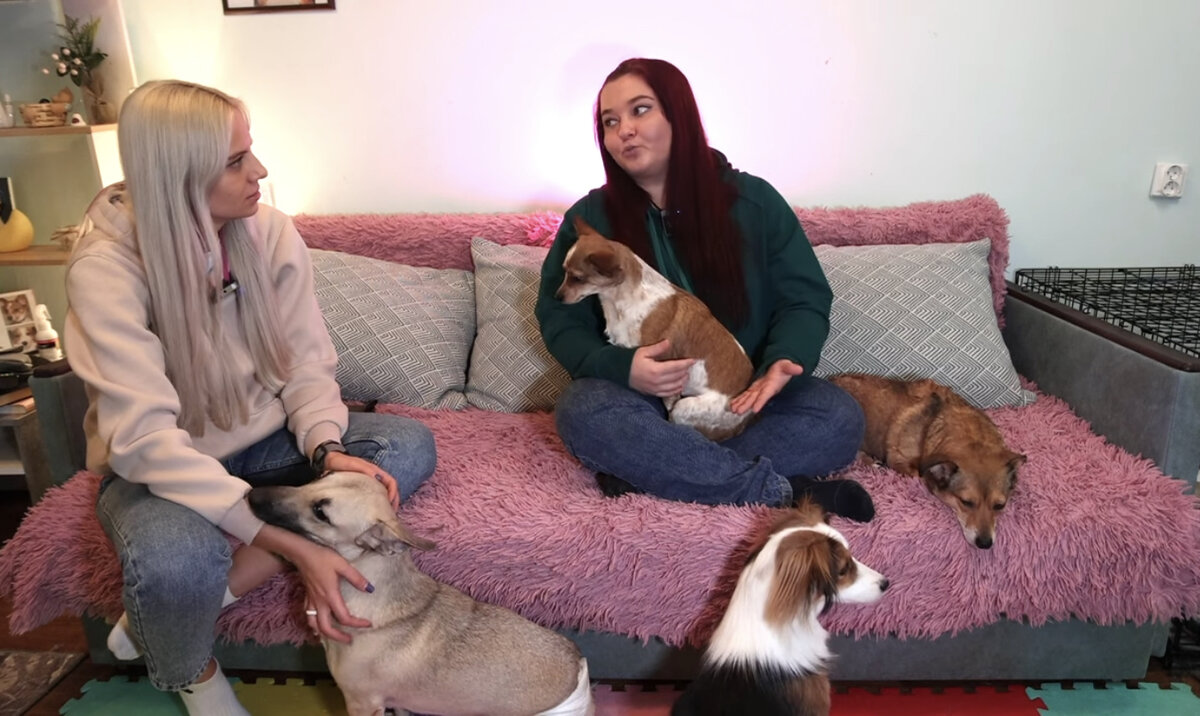 Фото с нашего интервью.