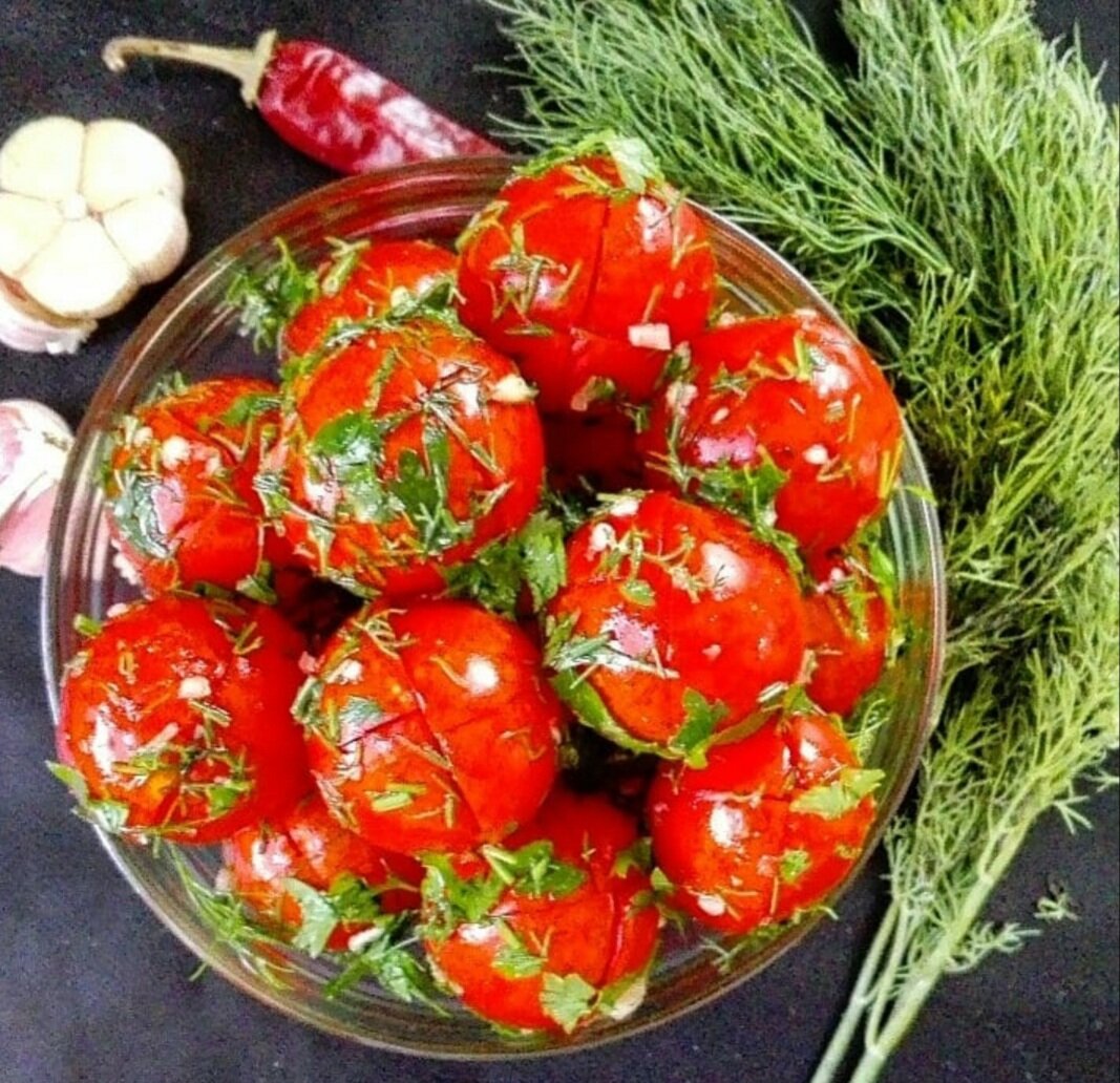 Такие помидорчики можно кушать уже через 2 часа