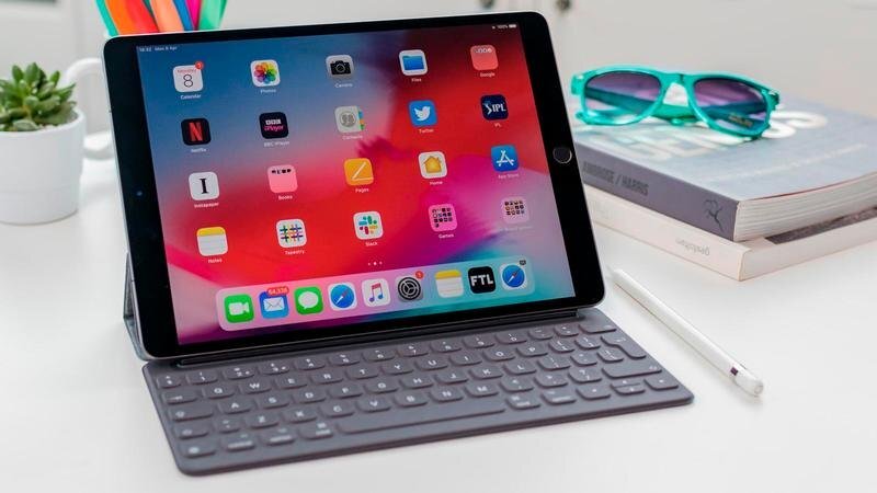 IPad Air (2019) - это производительный планшет с большим дисплеем