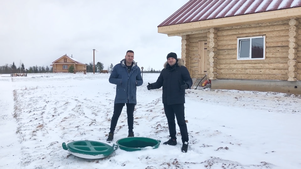 Владелец усадьбы «Четыре сезона» Филипп Захаров и руководитель компании СКГАЗ Алексей Иванов