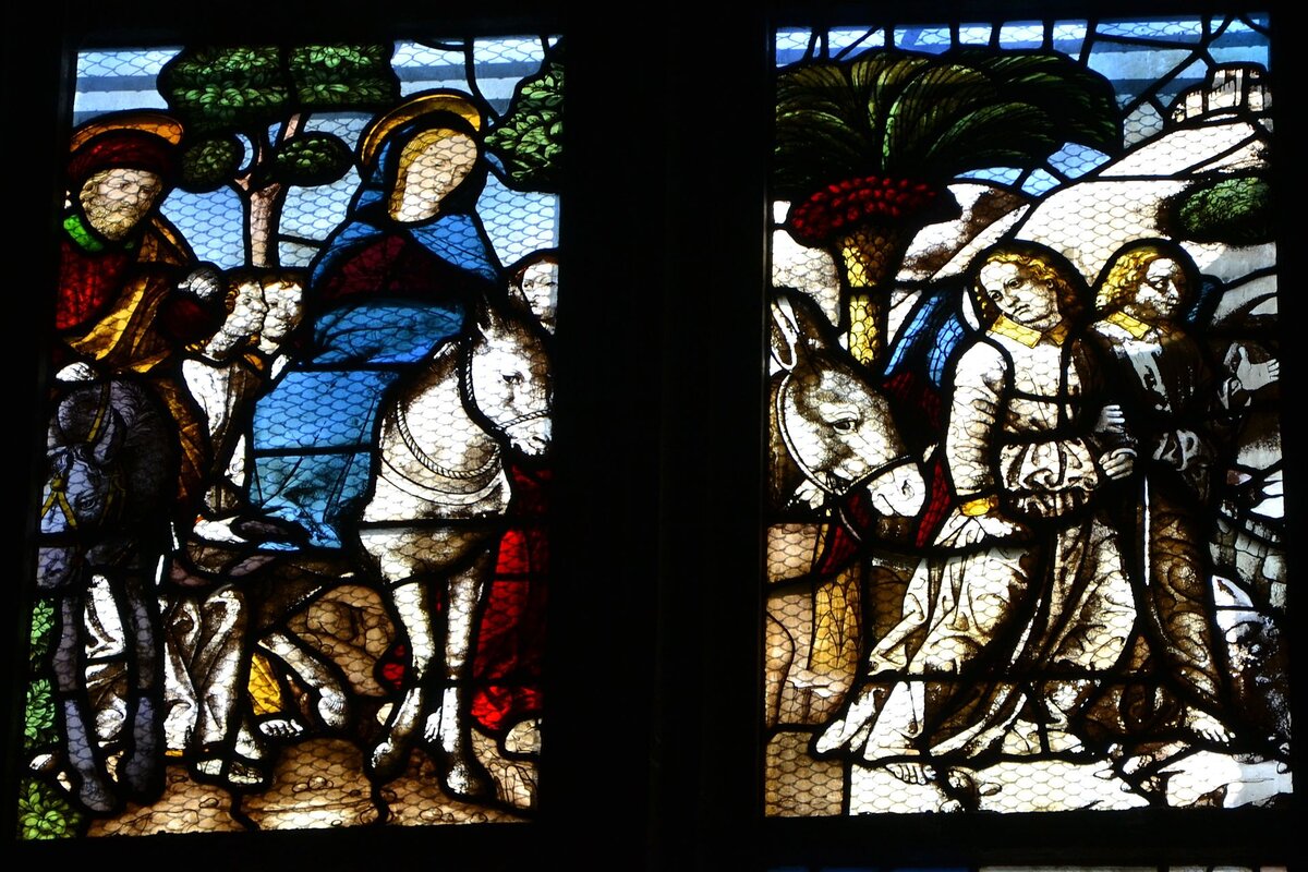 Фрагмент витража с сюжетами из Нового завета, 15-й век, пятая травея  
Автор: Carlo Dell'Orto - собственная работа  
Источник: https://upload.wikimedia.org/wikipedia/commons/b/bc/Milano%2C_Duomo%2C_Vetrata_del_nuovoTestamento%2C_navata_destra%2C_XV_secolo_04.JPG 
Лицензия: CC BY-SA 3.0 (https://creativecommons.org/licenses/by-sa/3.0/deed.en)