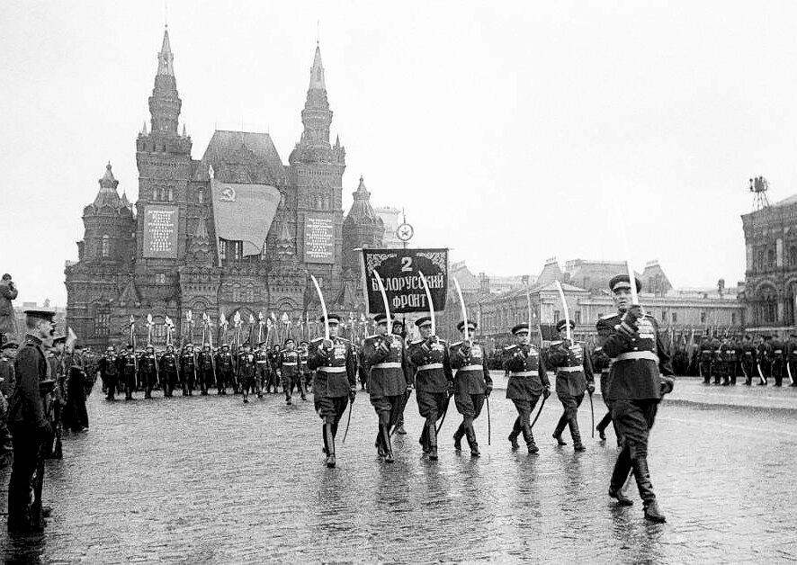 Фото парада 1945 на красной площади