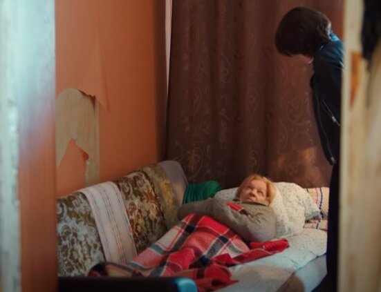 Катя уличает бабку в обмане