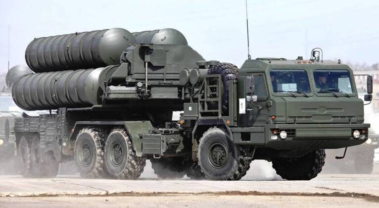  ЗРК С-400 (фото из свободных источников) 