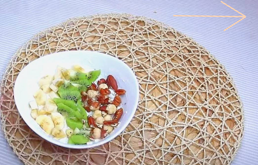 Самый вкусный творог- творог с орехами и  фруктами.