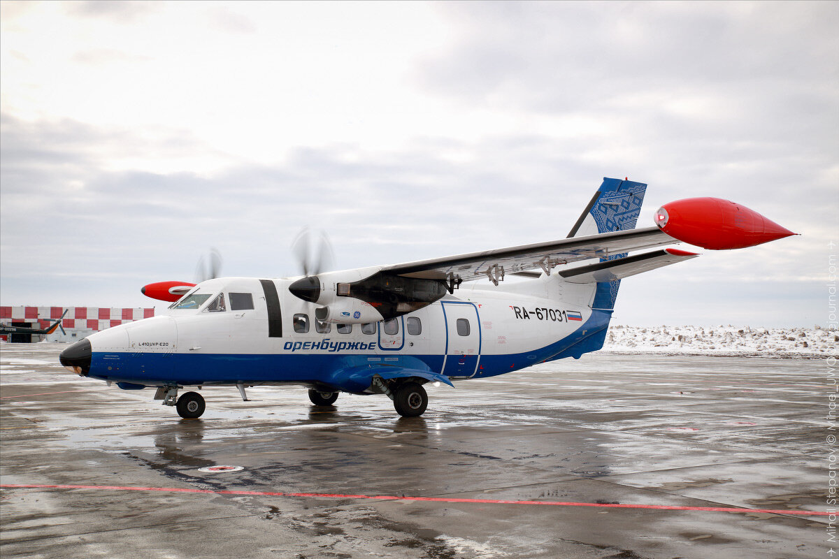 посадка самолета. в оренбурге летали самолеты. в оренбурге летали самолеты. аэропорт братск. русские витязи в сургуте 2022.