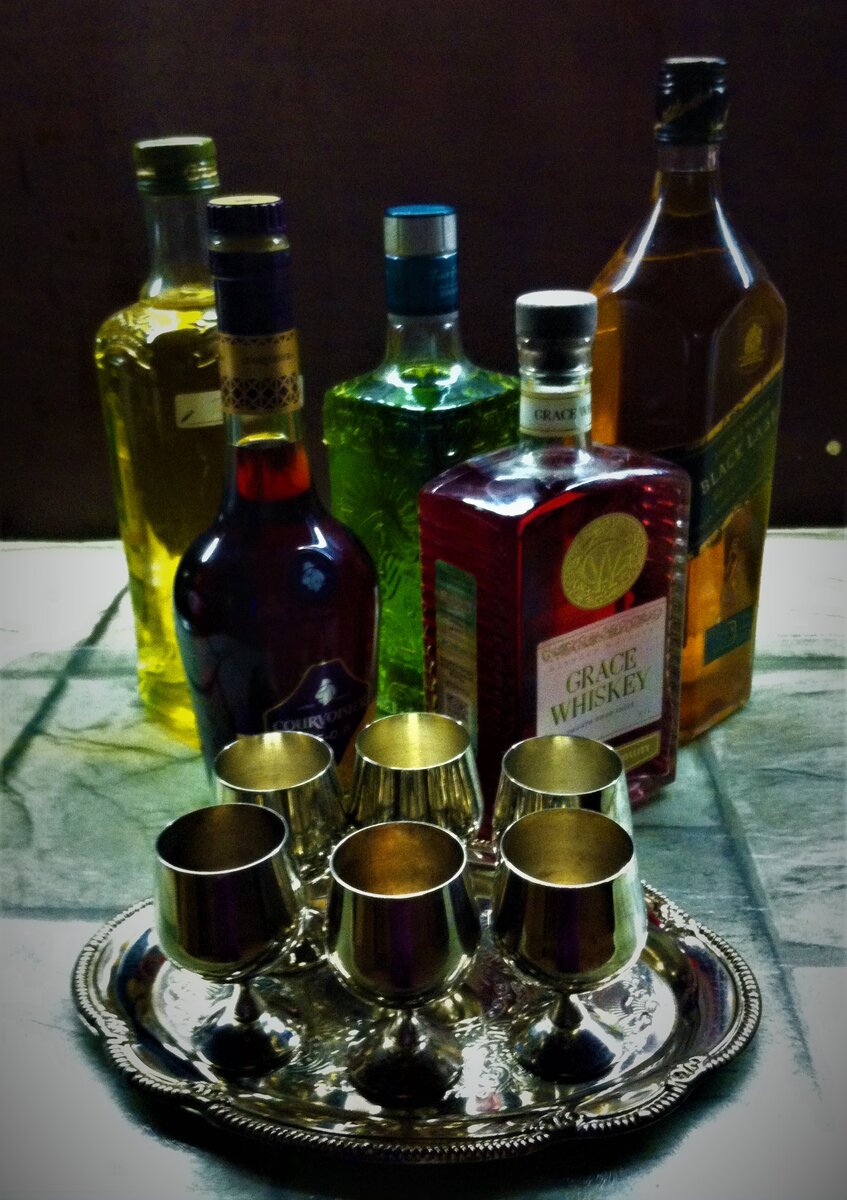 Гоню самогон не чтобы пить, а чтобы хвастаться | Учусь жить в деревне | Дзен