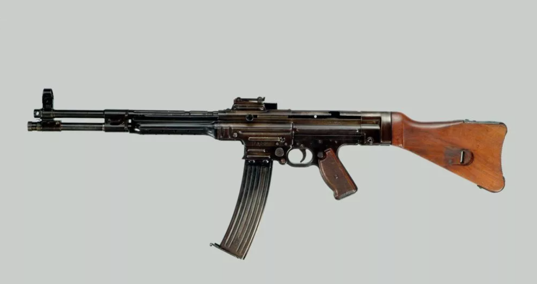 Mkb 42. Автомат mkb.42(h). автомат хенеля mkb.42(h). mkb.42(h). автоматические карабины mkb.42(н)..