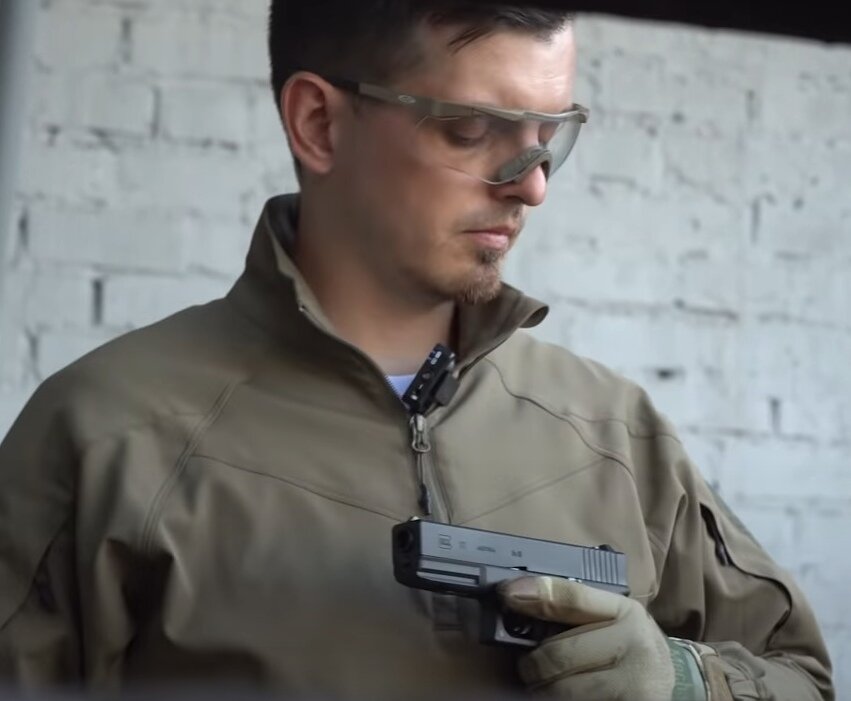 GBB Glock от East Crane: хороший пистолет по доступной цене!