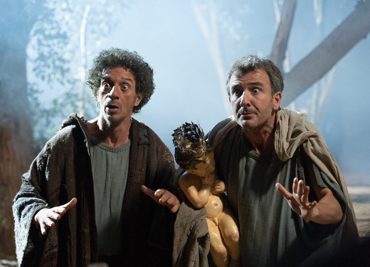 кадры из фильма "Самое первое Рождество". 