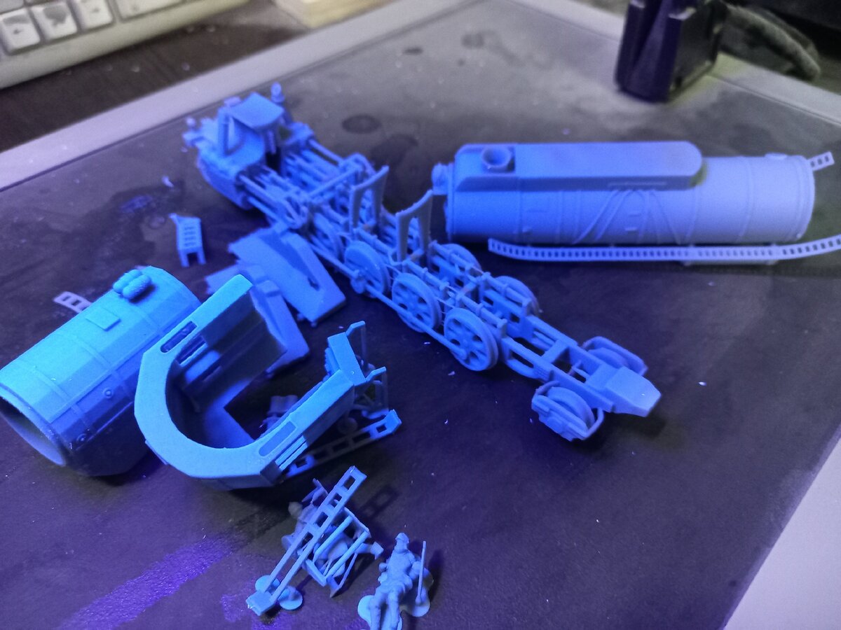 Детали паровоза,  фото Расул Гаджиев, источник группа ВК "Самодельные модели ЖД, моделизм в H0, TT, N"