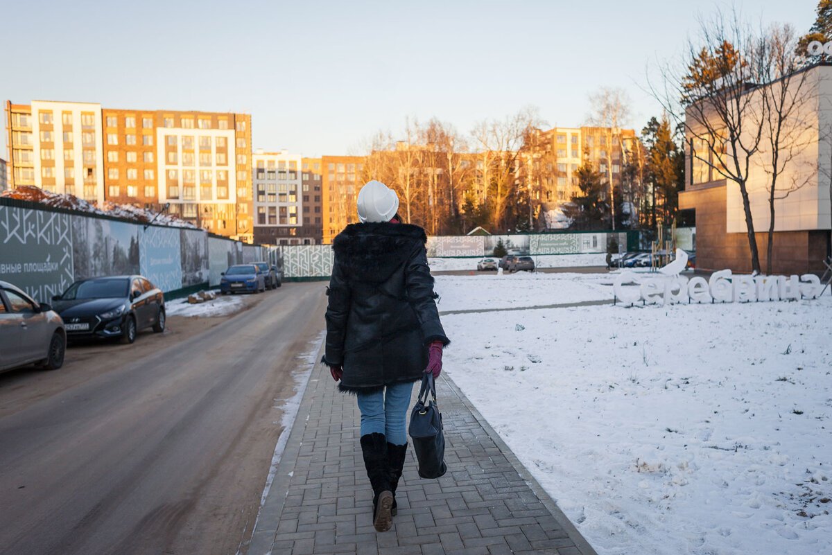 У красотки Кати сломалась машина и ей пришлось возвращаться домой на МЦД.  Необычная фотоистория. | Фотограф Гудвин | Дзен