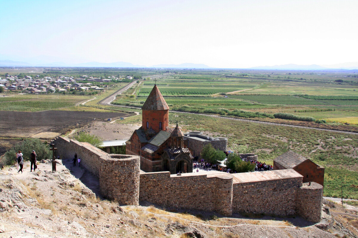 Армянский Церковь исторический хор Вирап