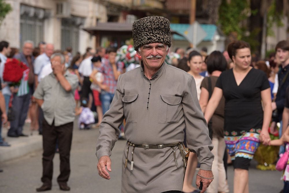 Абхазия население. Абхазы коренной народ Абхазии. Нация абхазцы. Апсуа абхазы народ. Абхазия люди абхазцы.