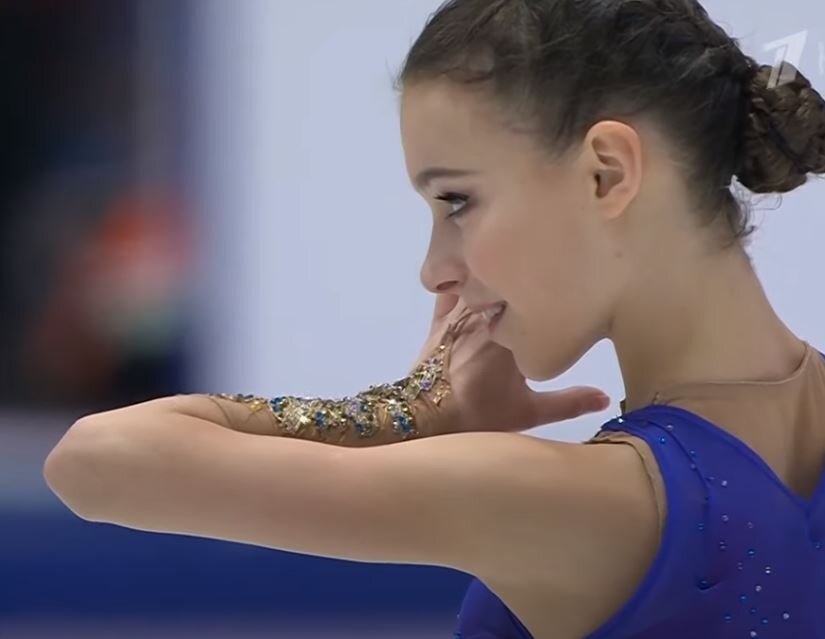 Анна Щербакова. Чемпионат Европы по фигурному катанию 2020. Источник фото: YouTube канал Первого канала.