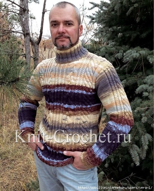 Пуловер из толстой пряжи вязаный спицами без швов