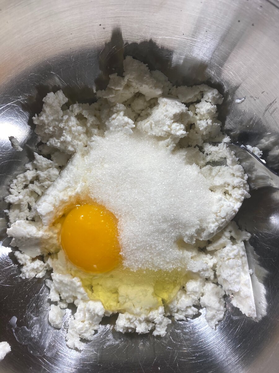 Смешиваем ингредиенты до однородного состояния