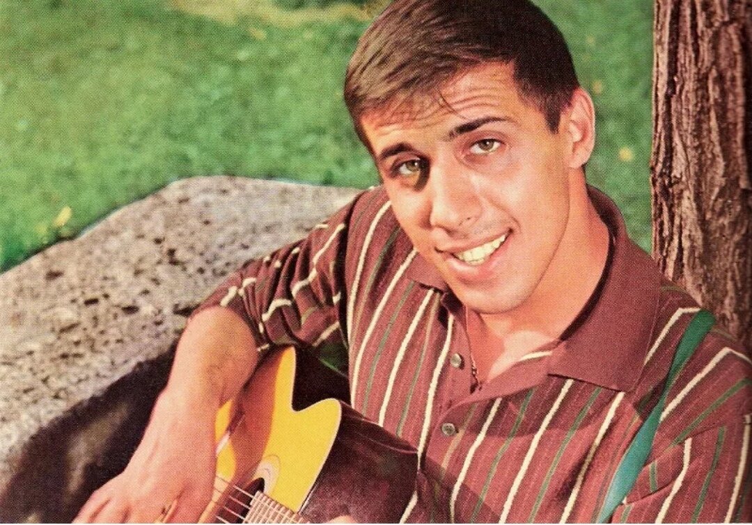 Адриано Челентано