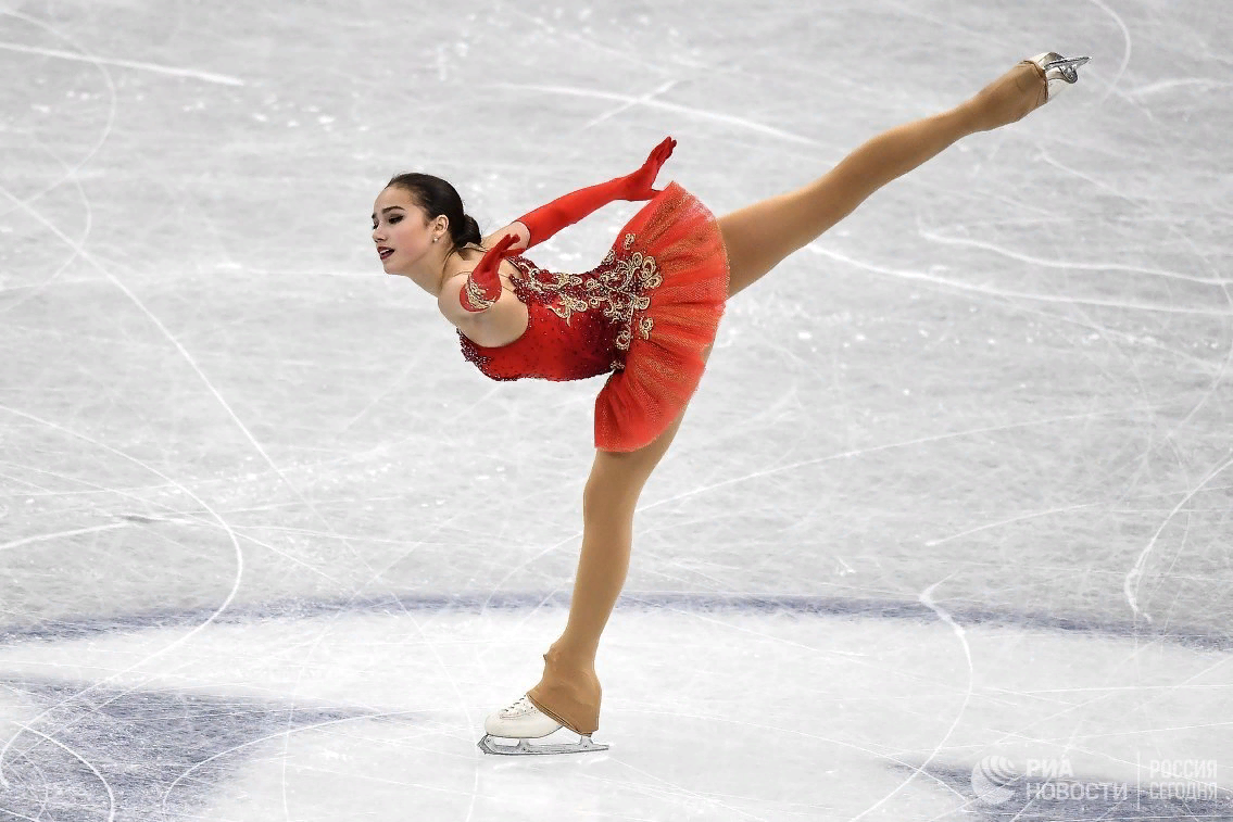 Фигурное. Фигурное катание Загитова. Алина Загитова Ласточка. Figure Skating Alina Zagitova. Ласточка фигурное катание.