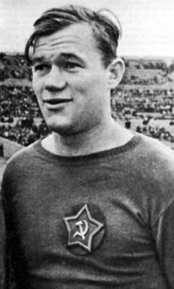 Он любил спорт, а спорт любил его