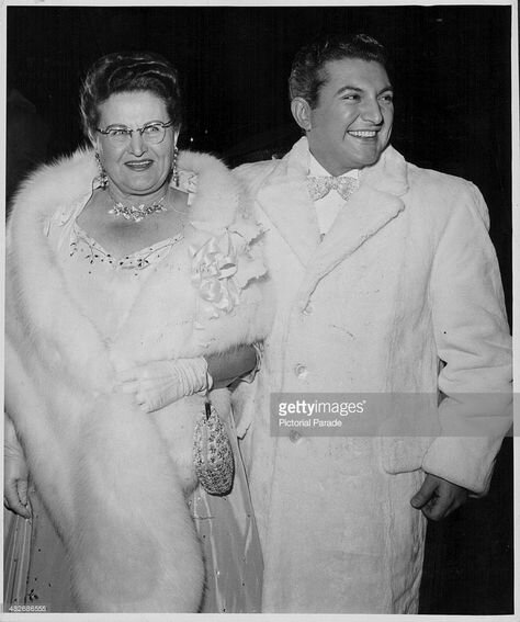 Либераче с матерью