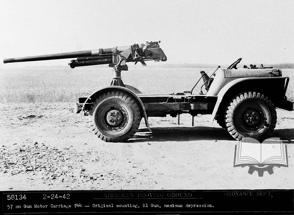 57 mm Gun Motor Carriage T44 в ходе отработки установки вооружения.