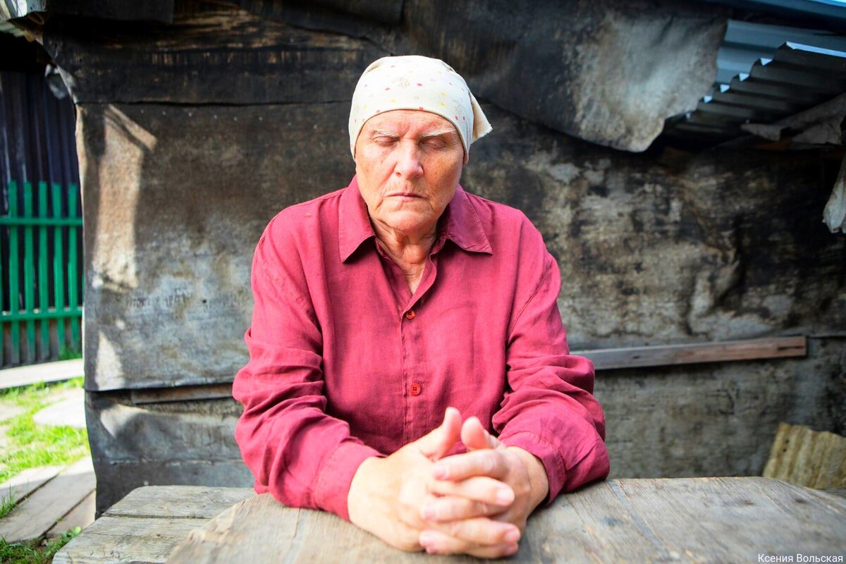 К провидице  едут со всей страны за помощью. 