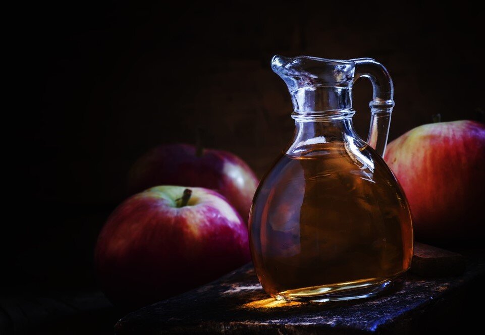 Крепкие алкогольные напитки из яблок - Огородные хитрости