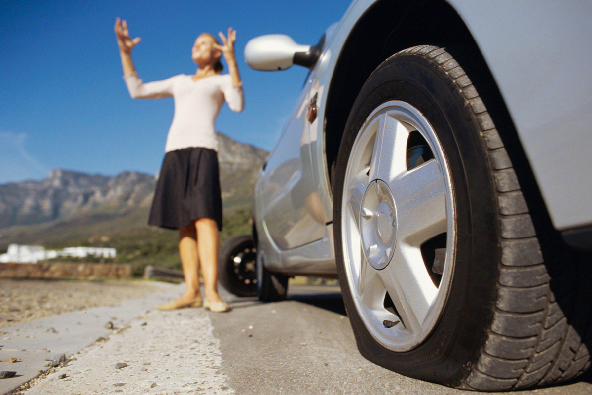 Проколотая шина