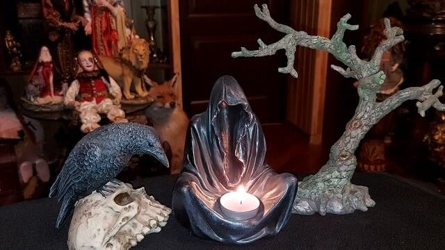 Архив работ Инги Хосроевой, канал автора https://www.youtube.com/channel/UC5cIsAXmIDlxNP0MNDJFYmA