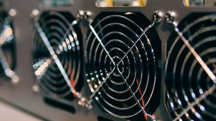 Неужели WhatsMiner  обойдет Bitmain !