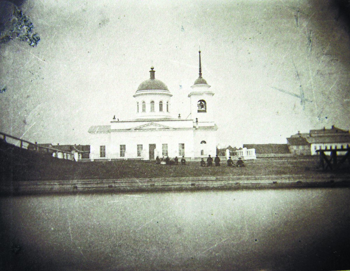 Вышний Волочёк. Затверецкая площадь и Троицкий храм, 1880-е гг.