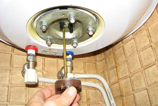 Принцип работы термостата в электрическом водонагревателе