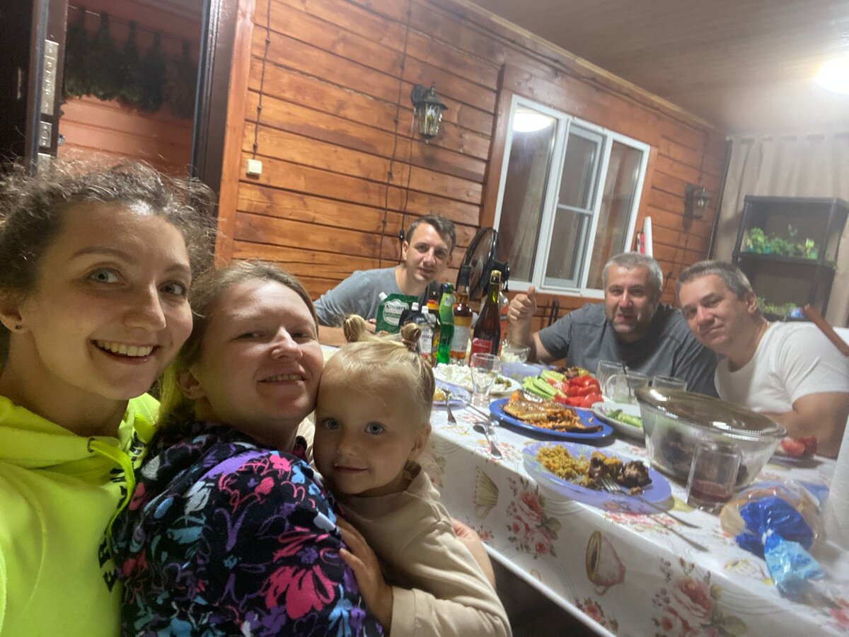 Загородные семейные посиделки