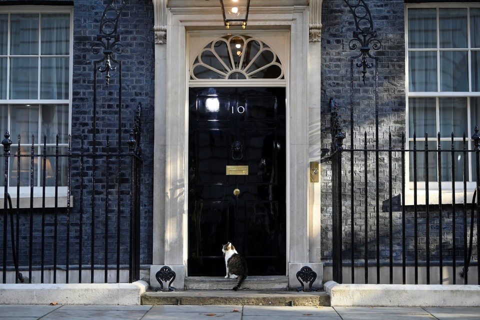     При Ларри сменился уже четвертый глава правительства Соединенного Королевства.  REUTERS