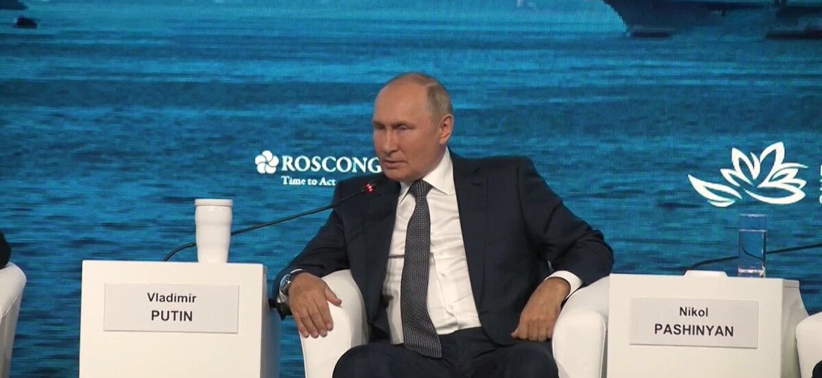 Владимир Путин на ВЭФ-2022